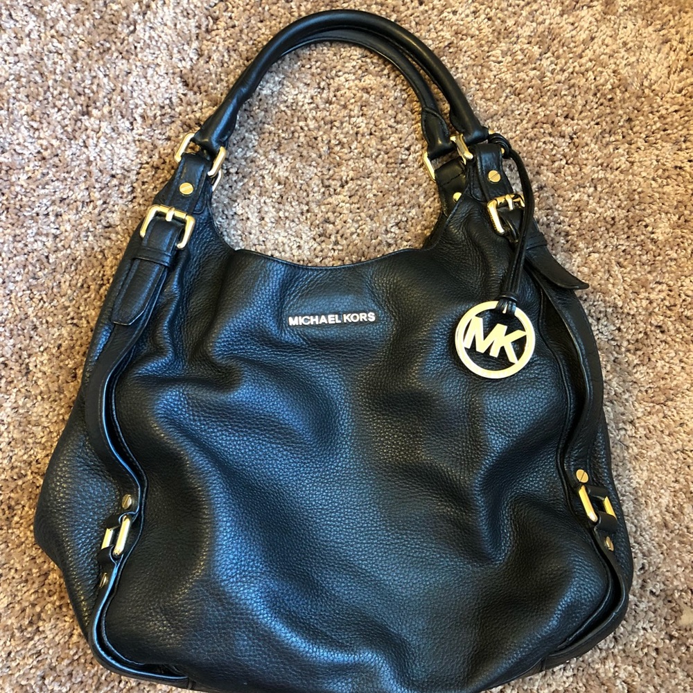 EUC Michael Kors Soft Leather Purse